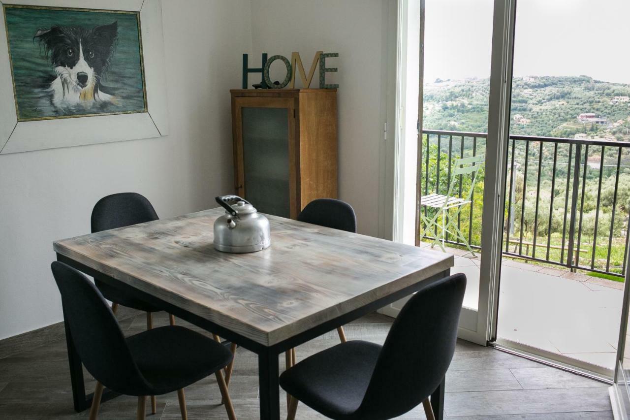Agriturismo Oltrealmare Civezza Extérieur photo