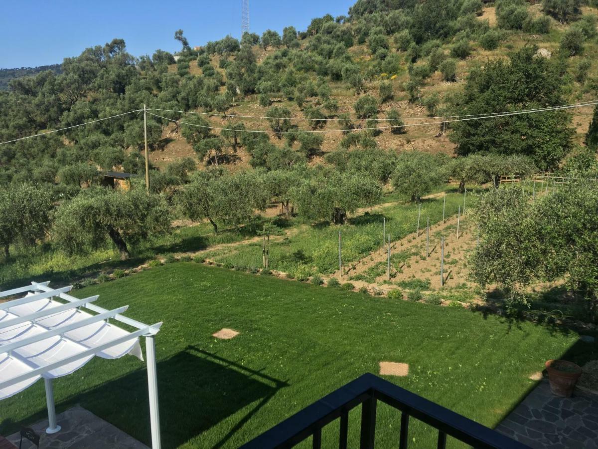 Agriturismo Oltrealmare Civezza Extérieur photo